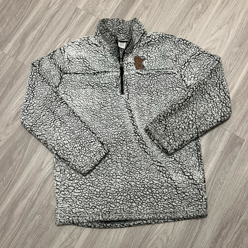 Fluffy Minnesota Patch Quarter Zip Sherpa